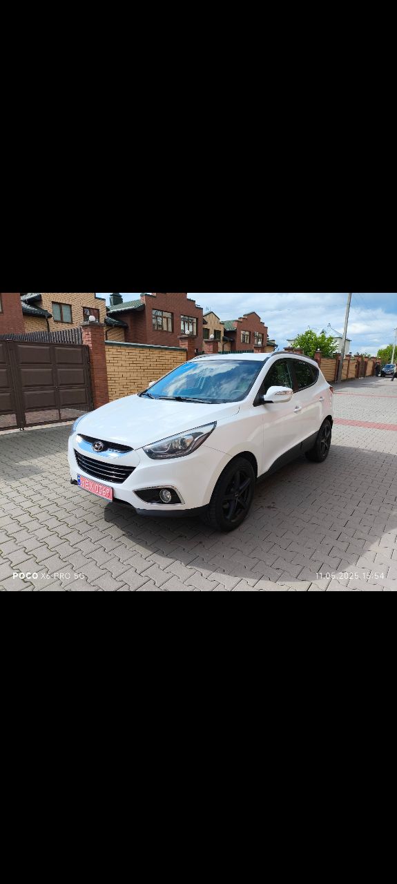 Hyundai ix35 - фото 1