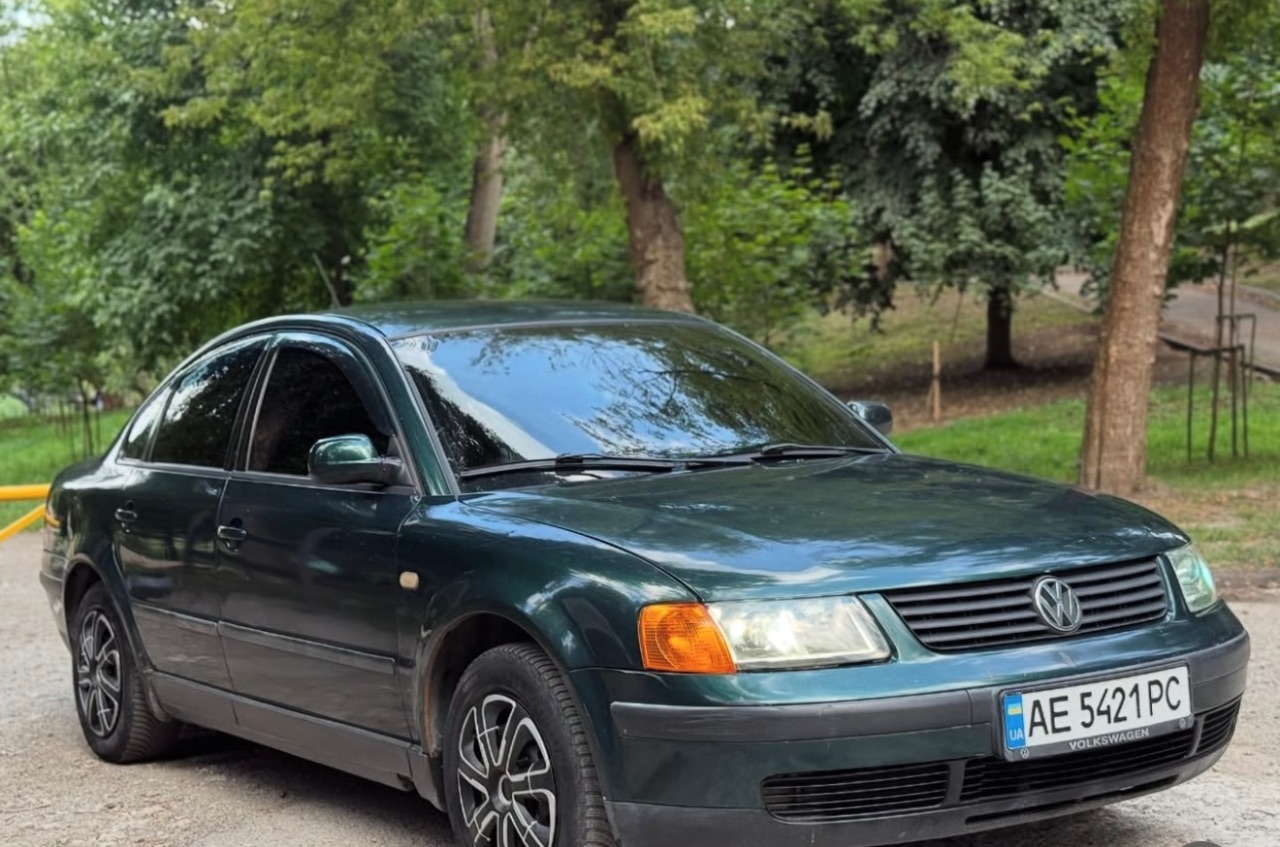 Volkswagen Passat - фото 2