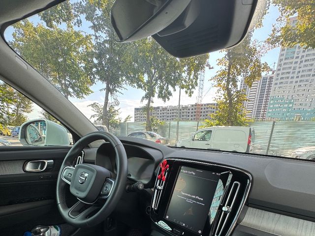 Volvo XC40 - фото 5