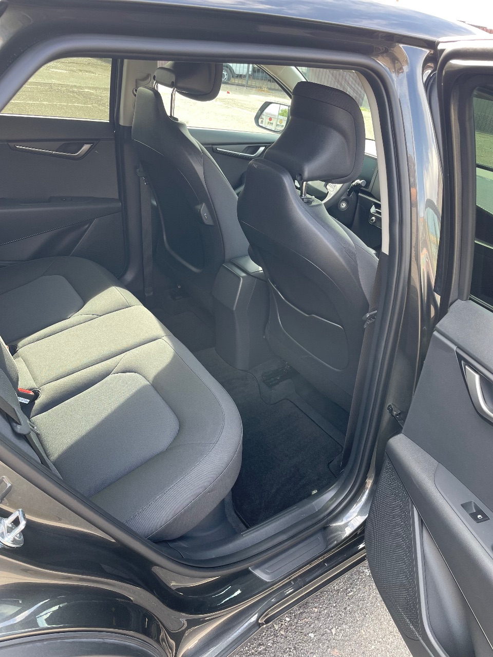 Kia Niro - фото 13