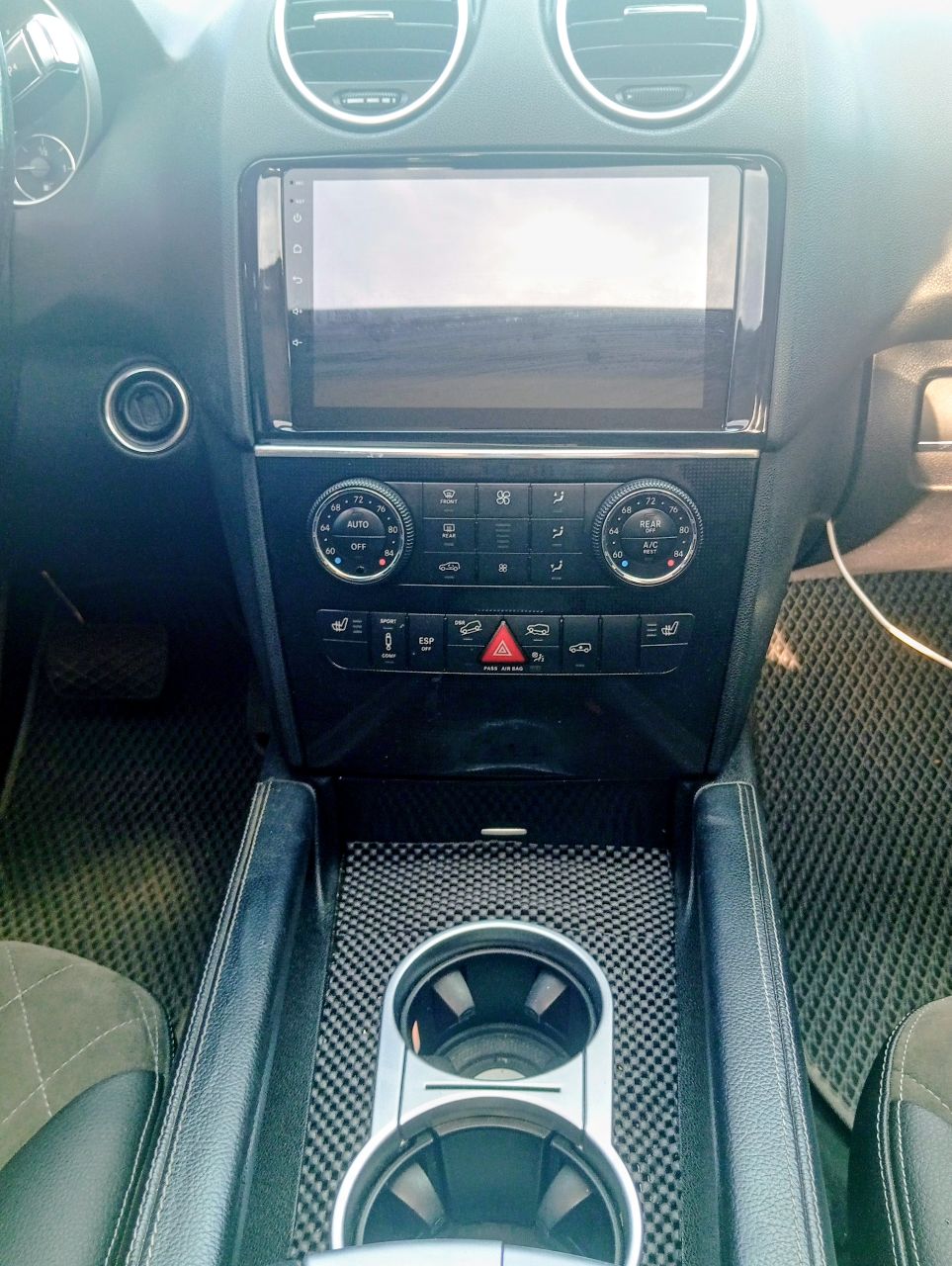 Mercedes-Benz M-Класс - фото 12