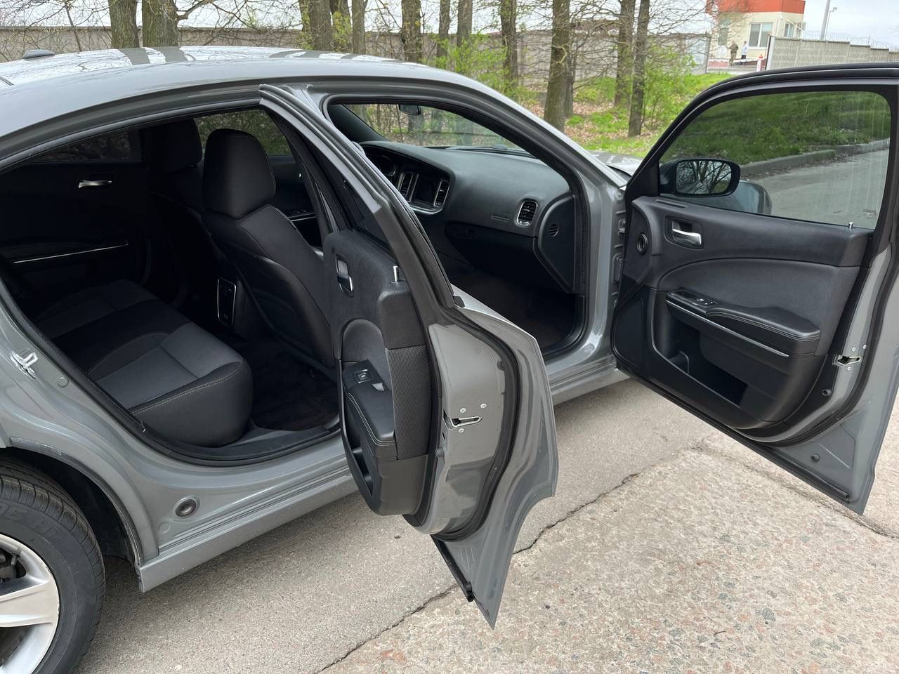 Dodge Charger - фото 12