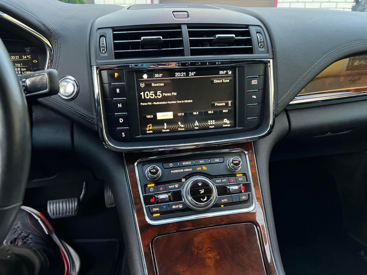 Lincoln Continental - фото 15