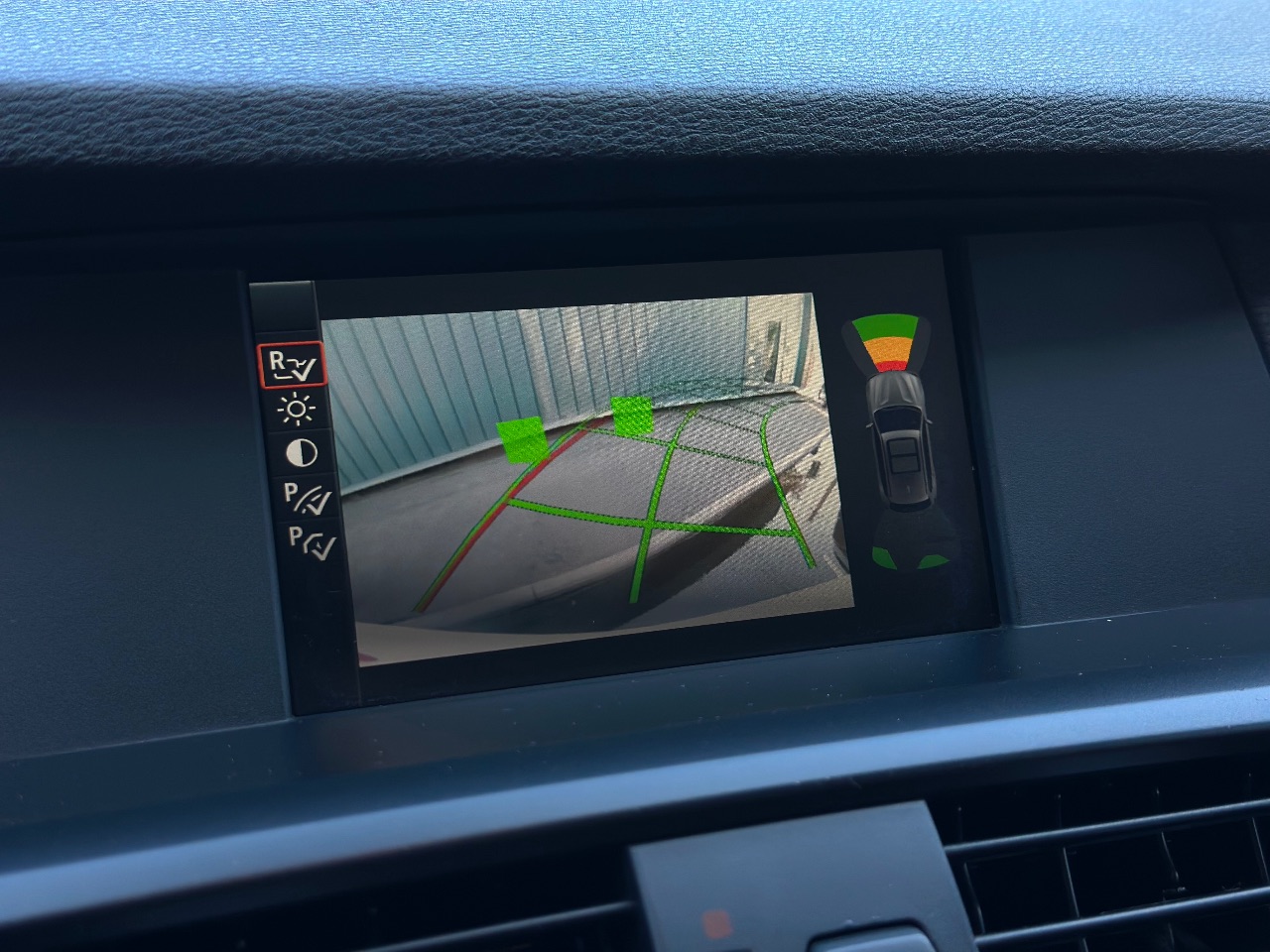 BMW X3 - фото 10