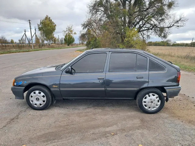 Opel Kadett - фото 4