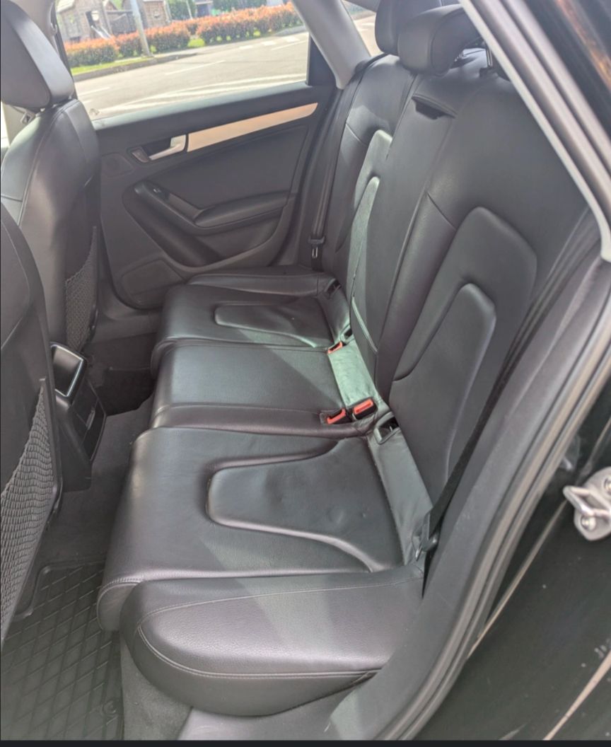 Audi A4 - фото 11