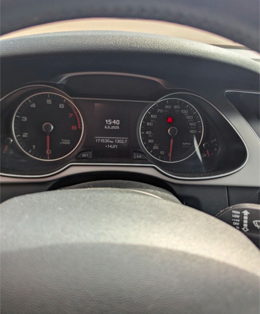 Audi A4 - фото 13