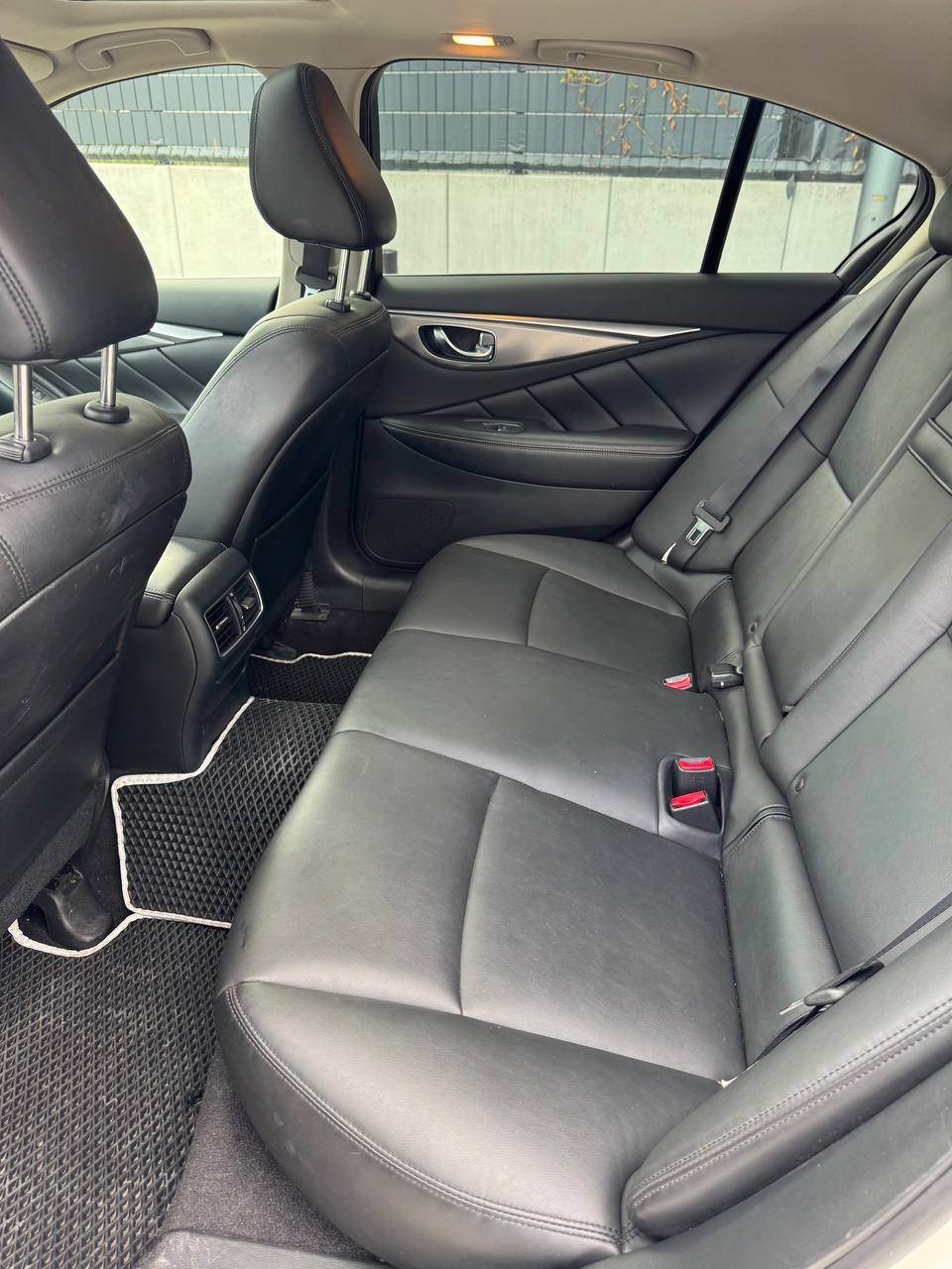 Infiniti Q50 - фото 8