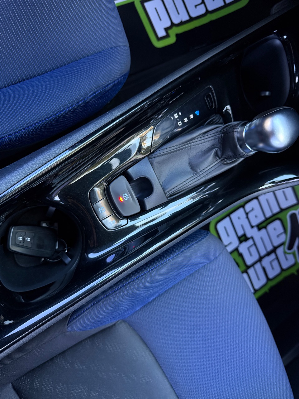 Toyota C-HR - фото 51