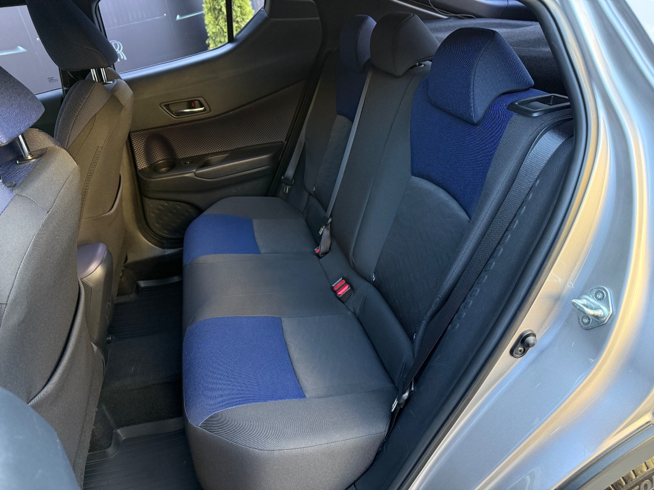 Toyota C-HR - фото 40