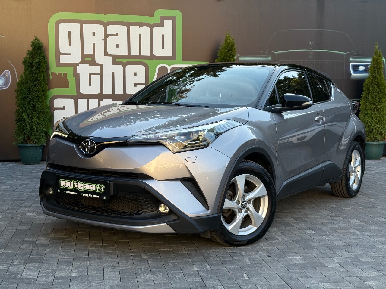 Toyota C-HR - фото 8