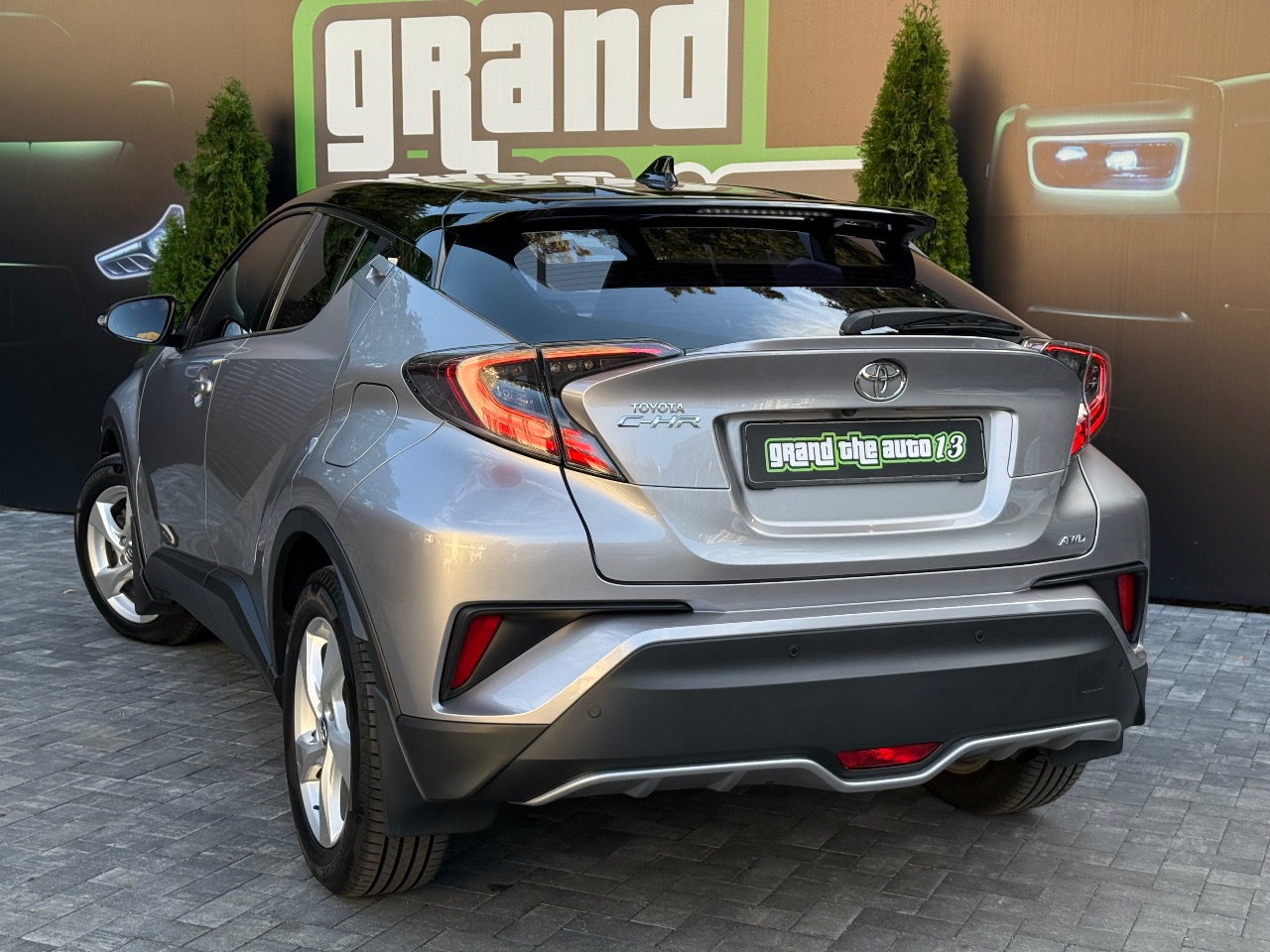 Toyota C-HR - фото 77