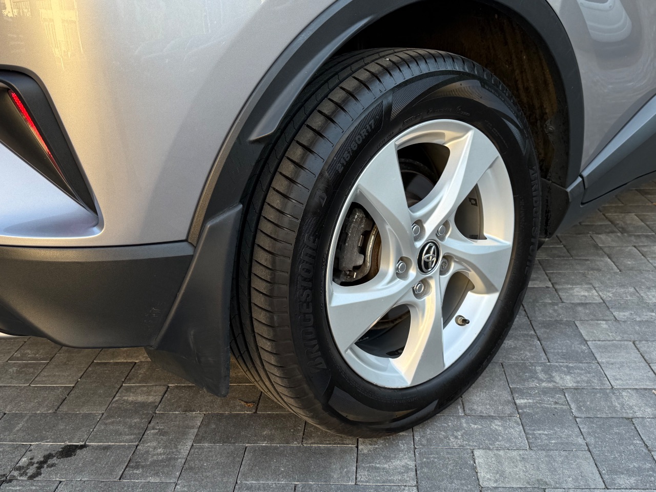 Toyota C-HR - фото 58