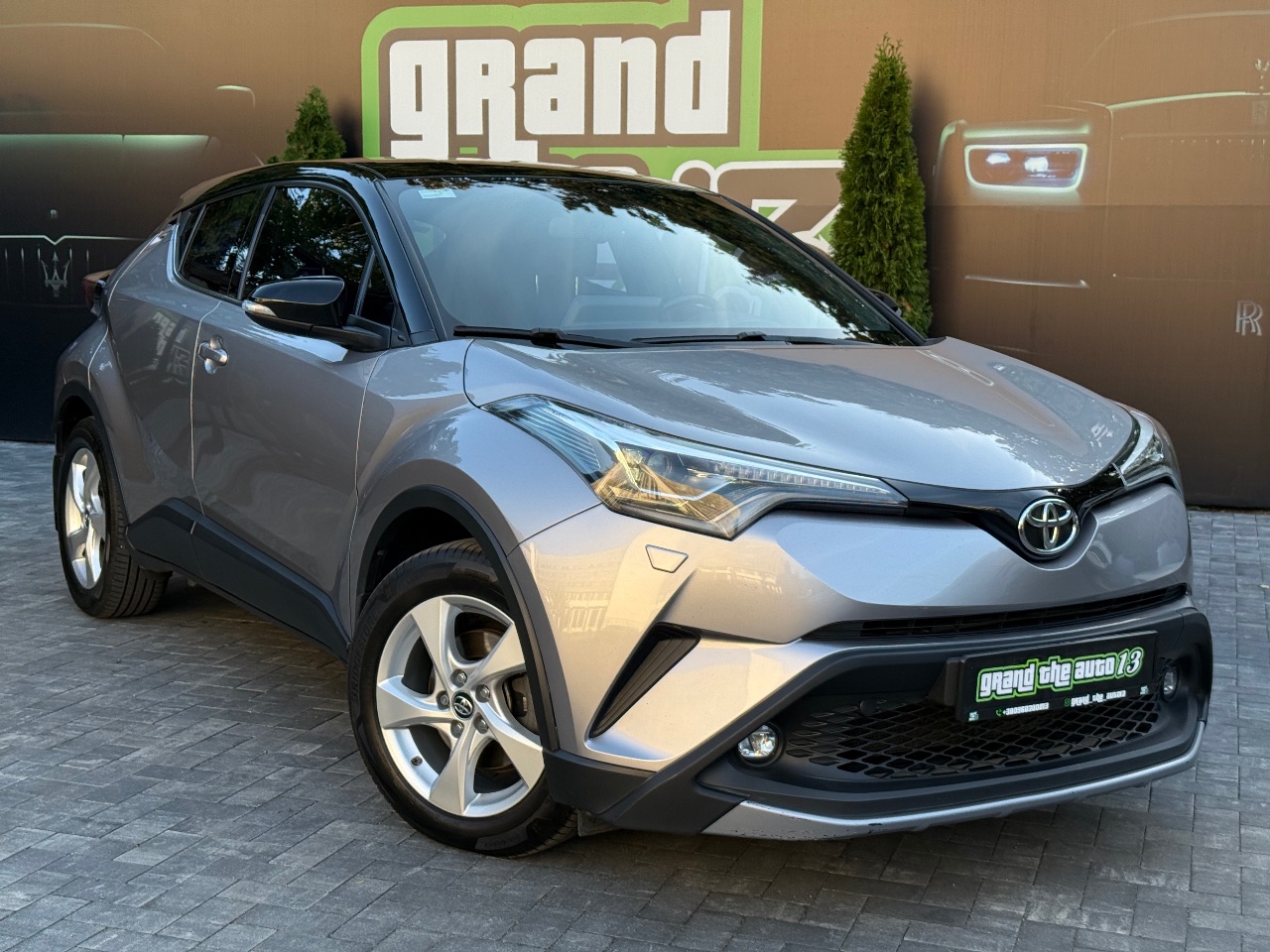 Toyota C-HR - фото 17