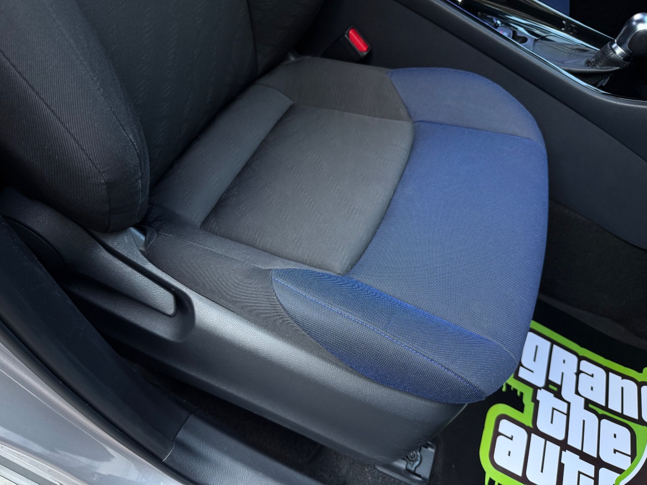 Toyota C-HR - фото 41