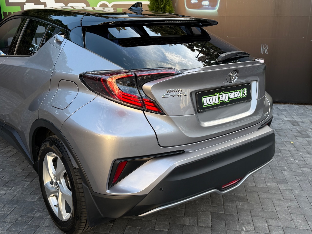 Toyota C-HR - фото 78