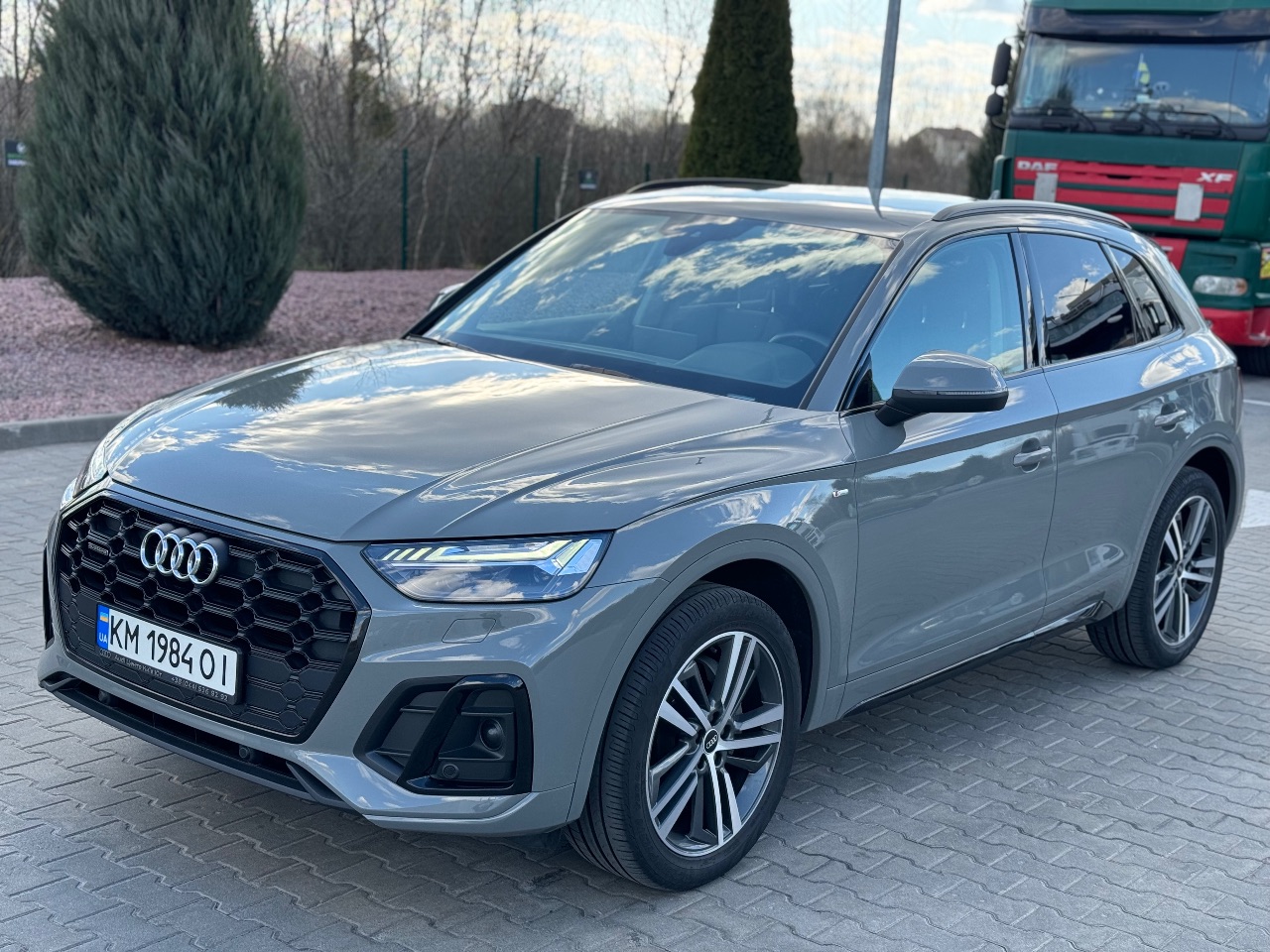 Audi Q5 - фото 7