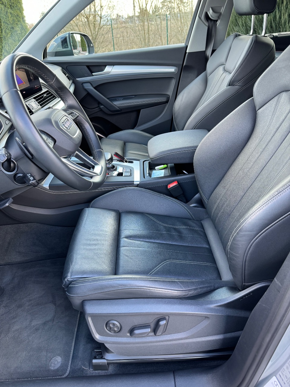 Audi Q5 - фото 9