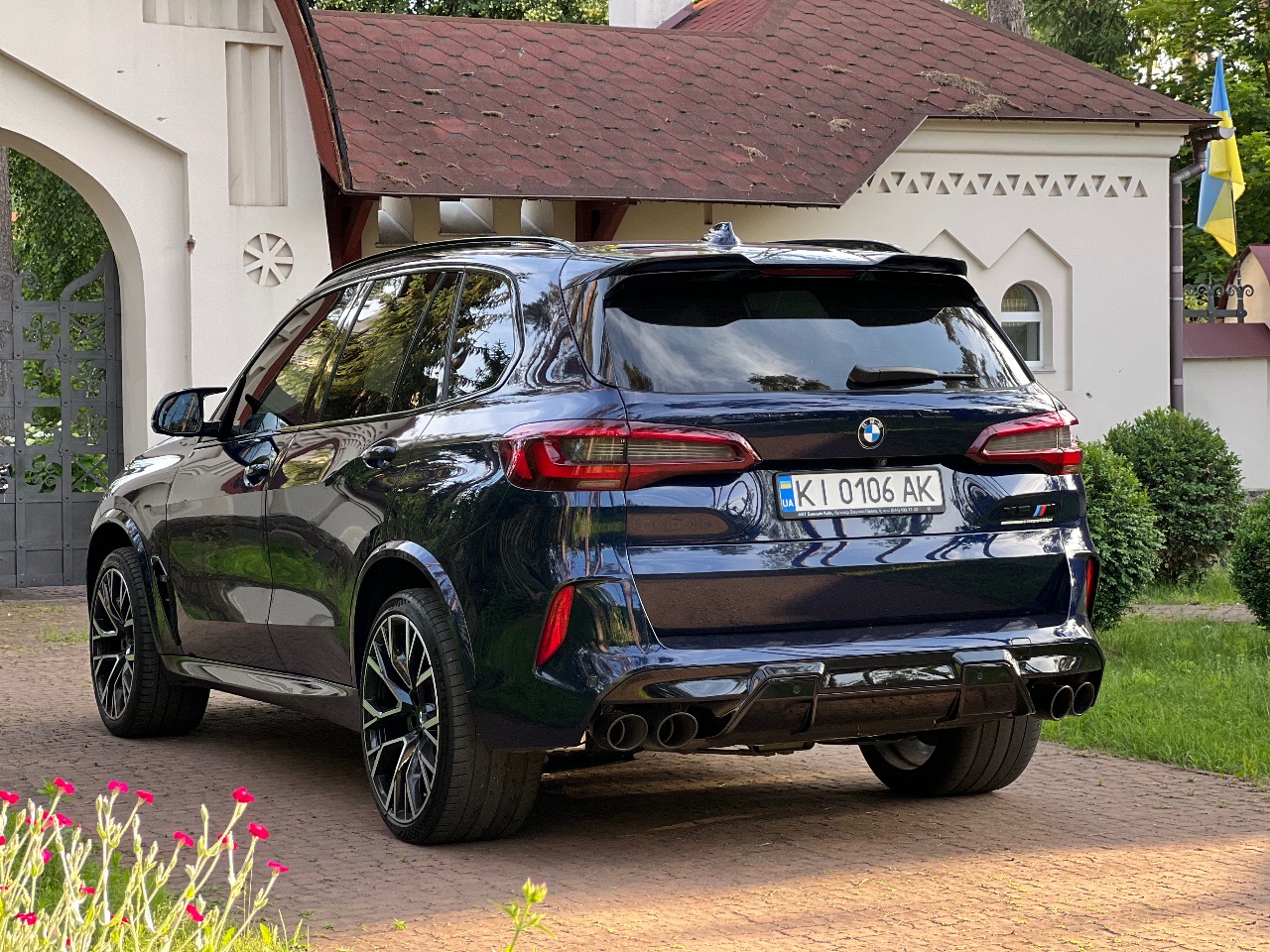 BMW X5 M - фото 25