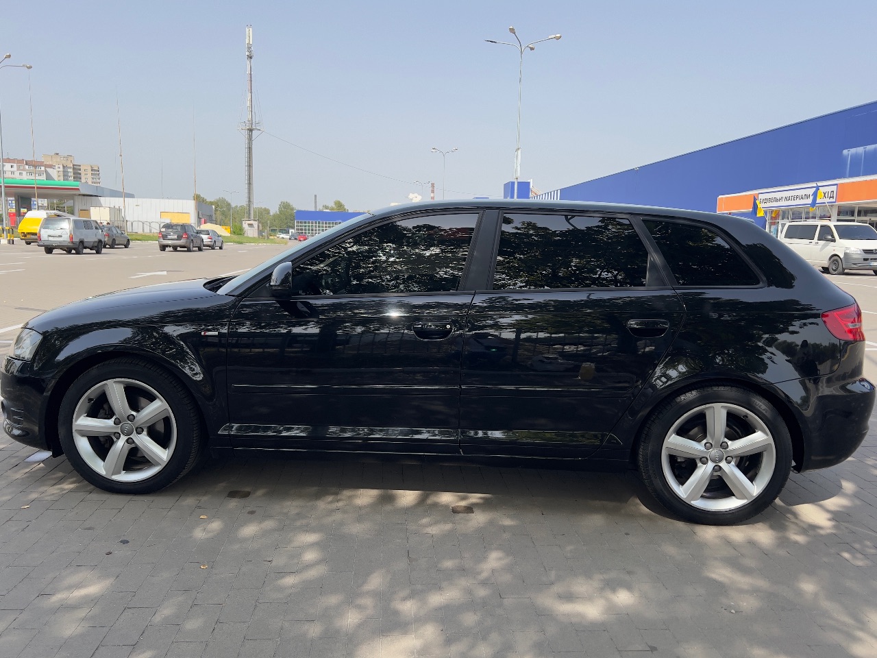 Audi A3 - фото 5