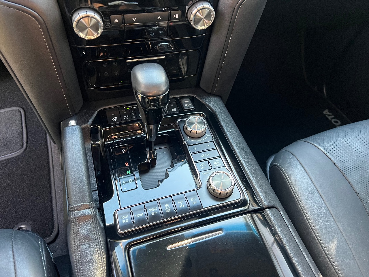 Toyota Land Cruiser - фото 82