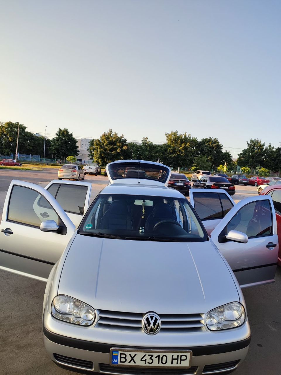 Volkswagen Golf - фото 2