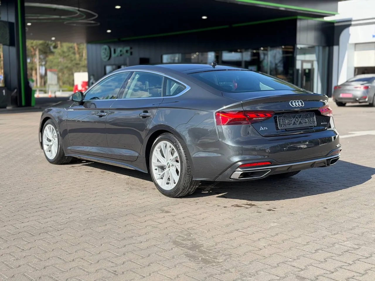 Audi A5 - фото 16