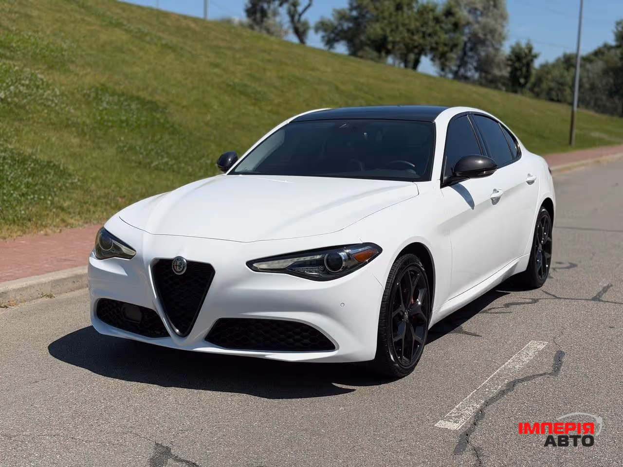 Alfa Romeo Giulia - фото 1