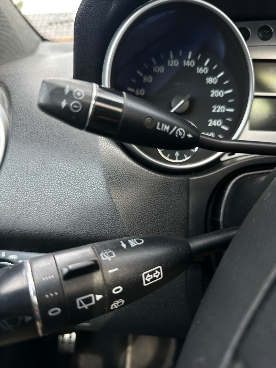 Mercedes-Benz M-Класс - фото 39