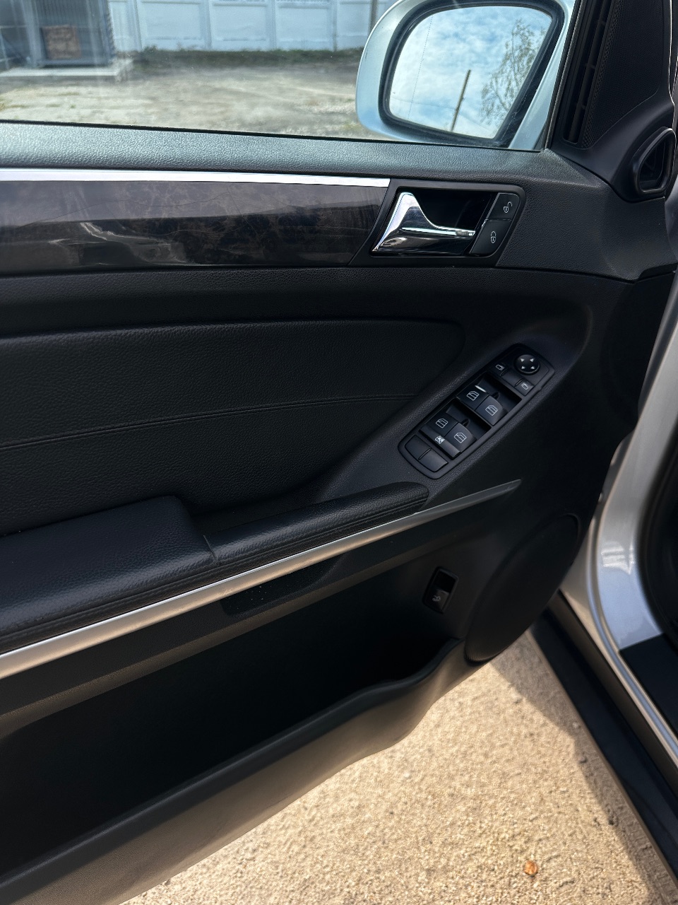 Mercedes-Benz M-Класс - фото 19