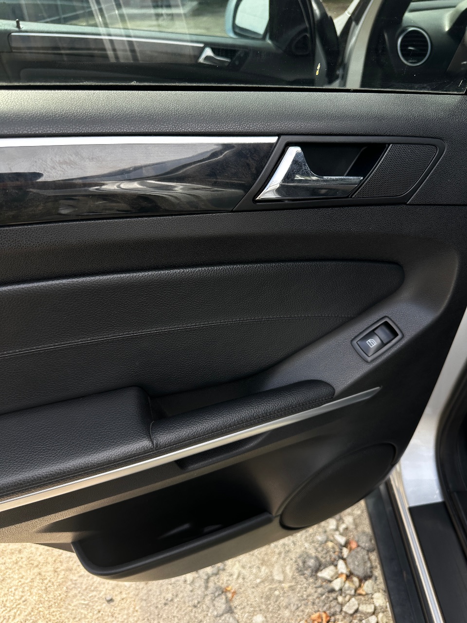 Mercedes-Benz M-Класс - фото 25