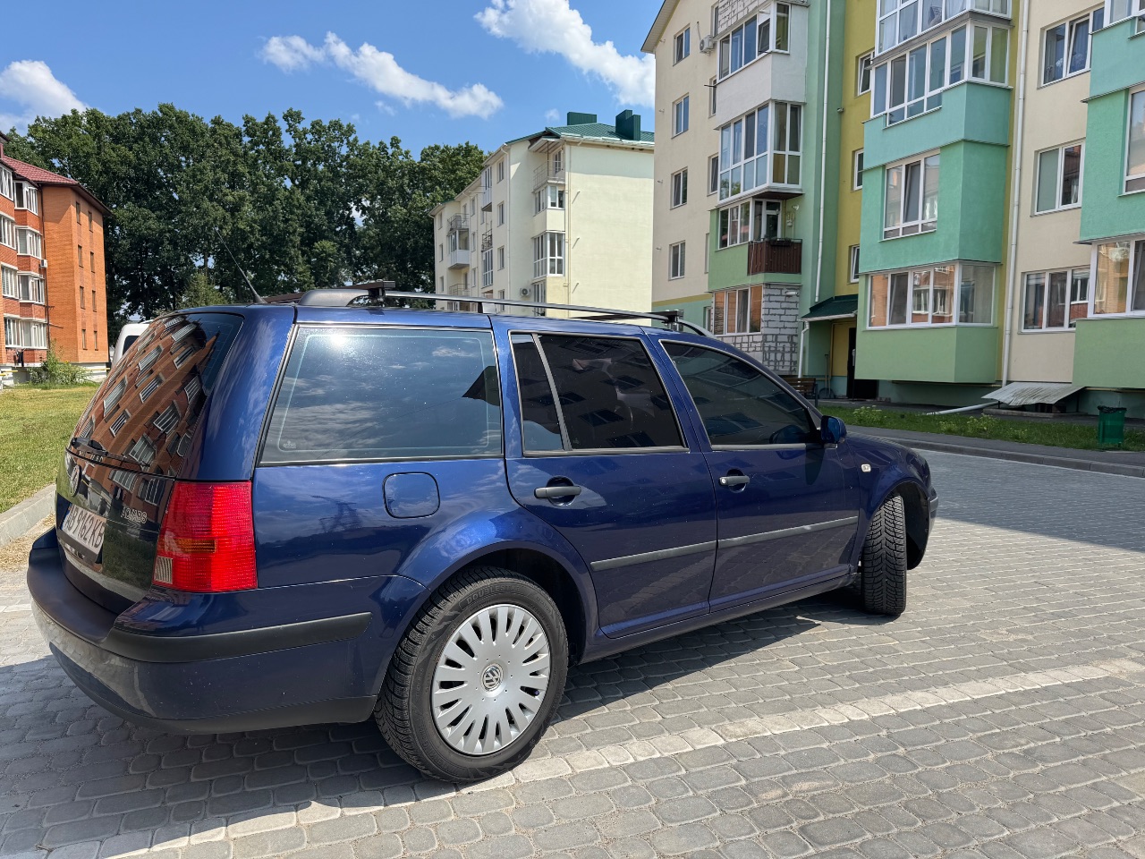 Volkswagen Golf - фото 3