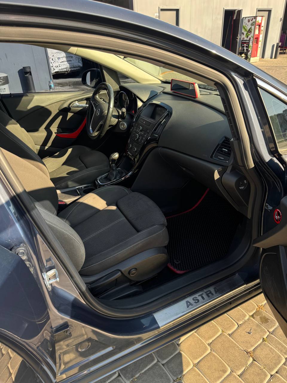 Opel Astra - фото 9