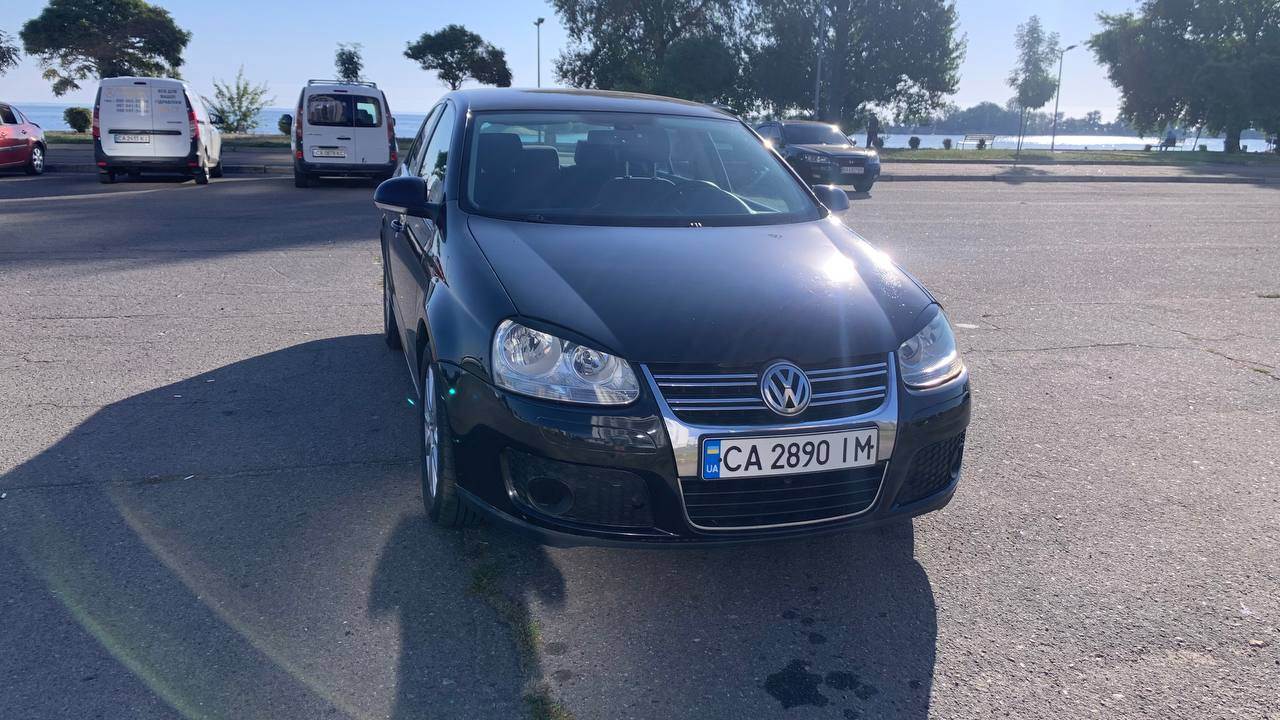 Volkswagen Jetta - фото 22