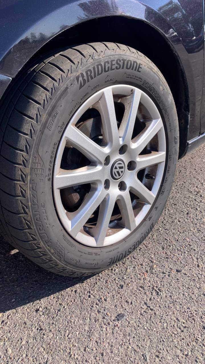 Volkswagen Jetta - фото 24