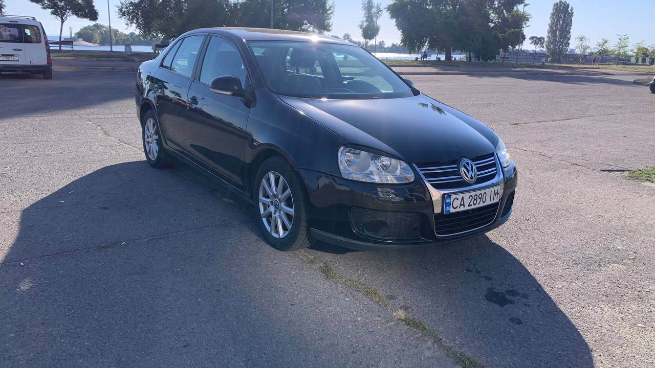 Volkswagen Jetta - фото 37