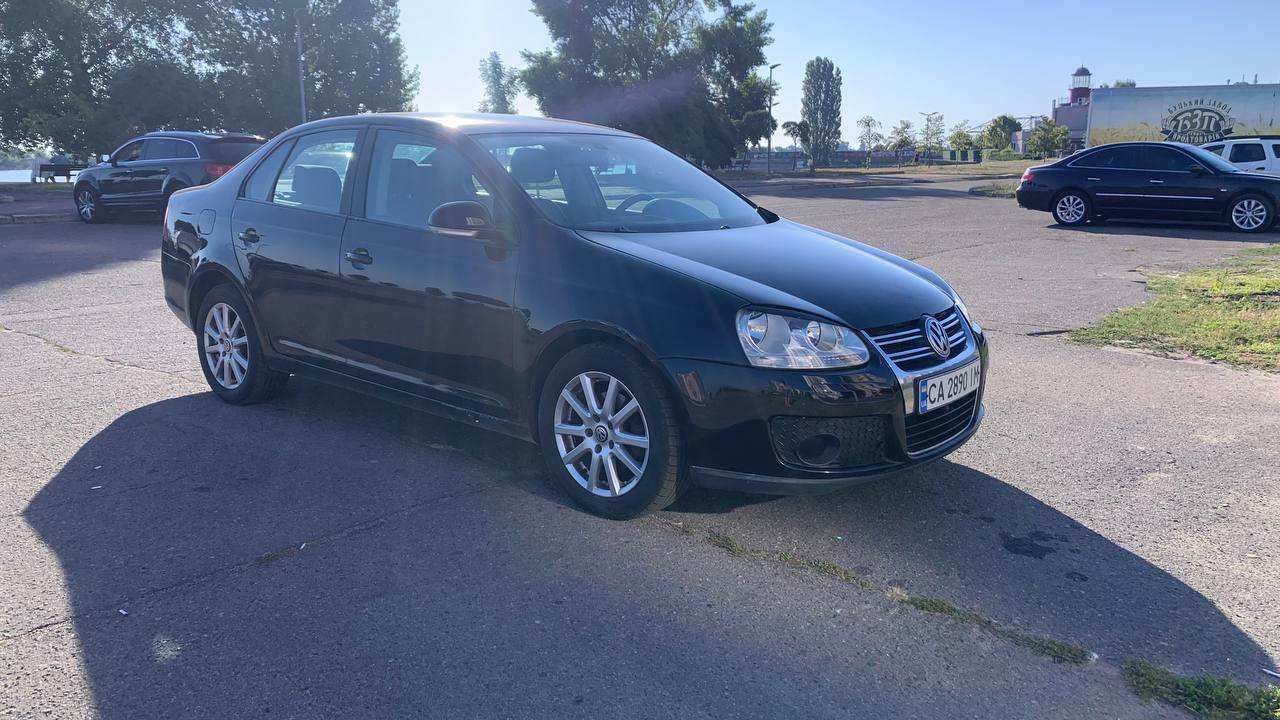 Volkswagen Jetta - фото 36