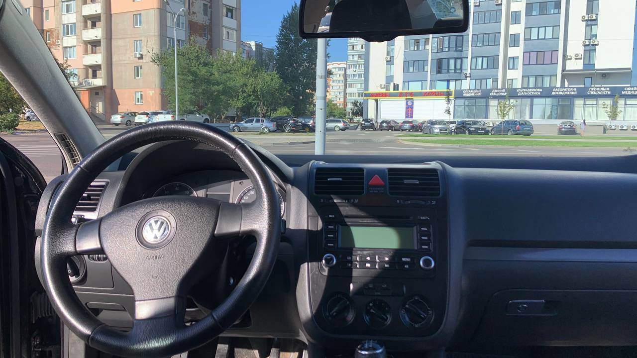 Volkswagen Jetta - фото 38