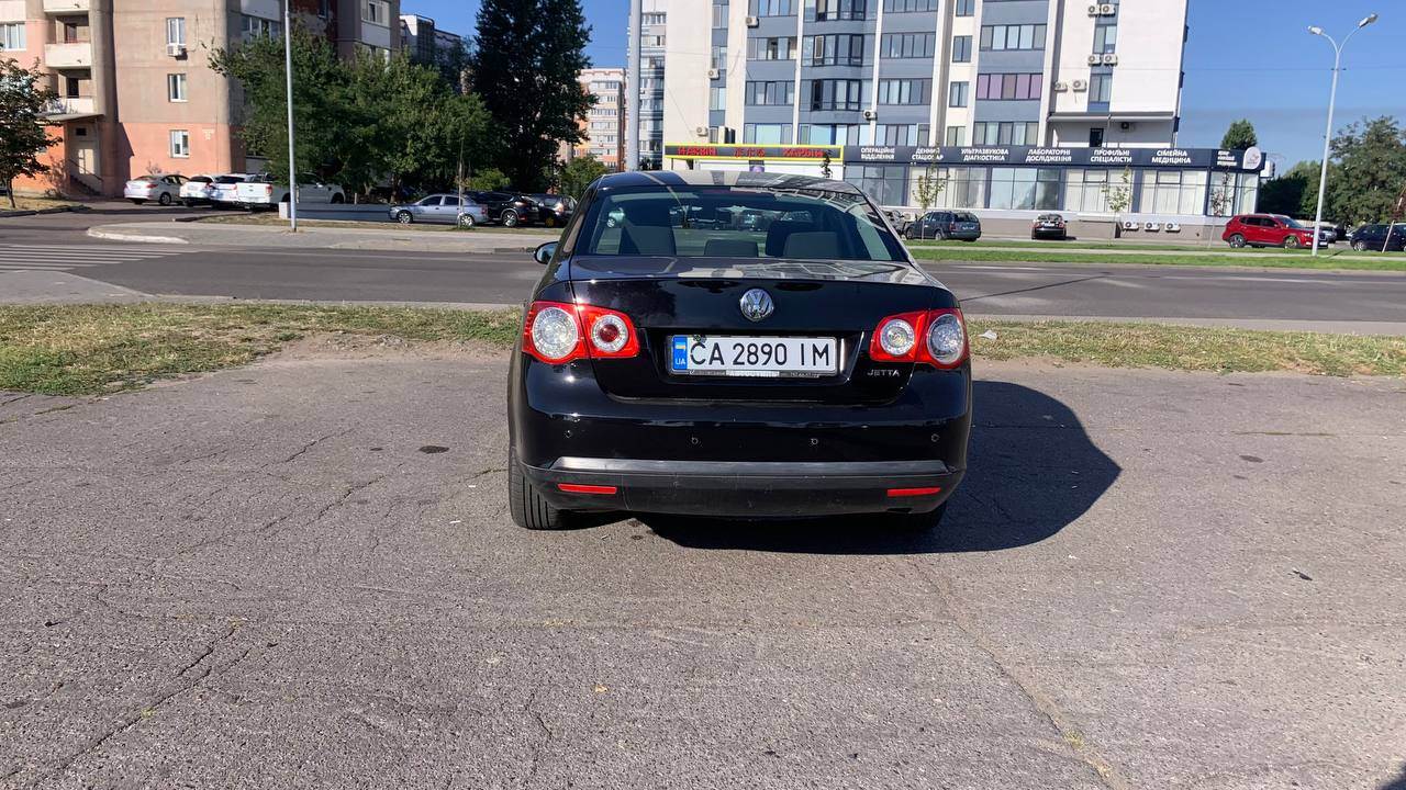 Volkswagen Jetta - фото 30