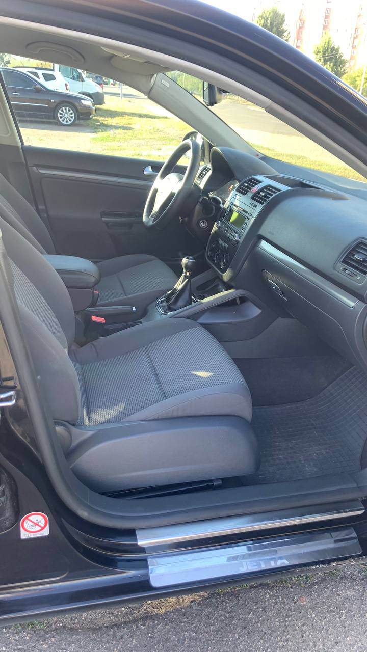Volkswagen Jetta - фото 41