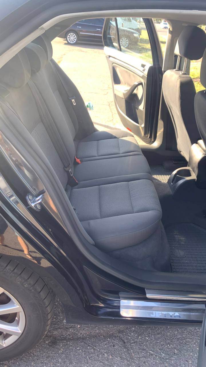 Volkswagen Jetta - фото 10