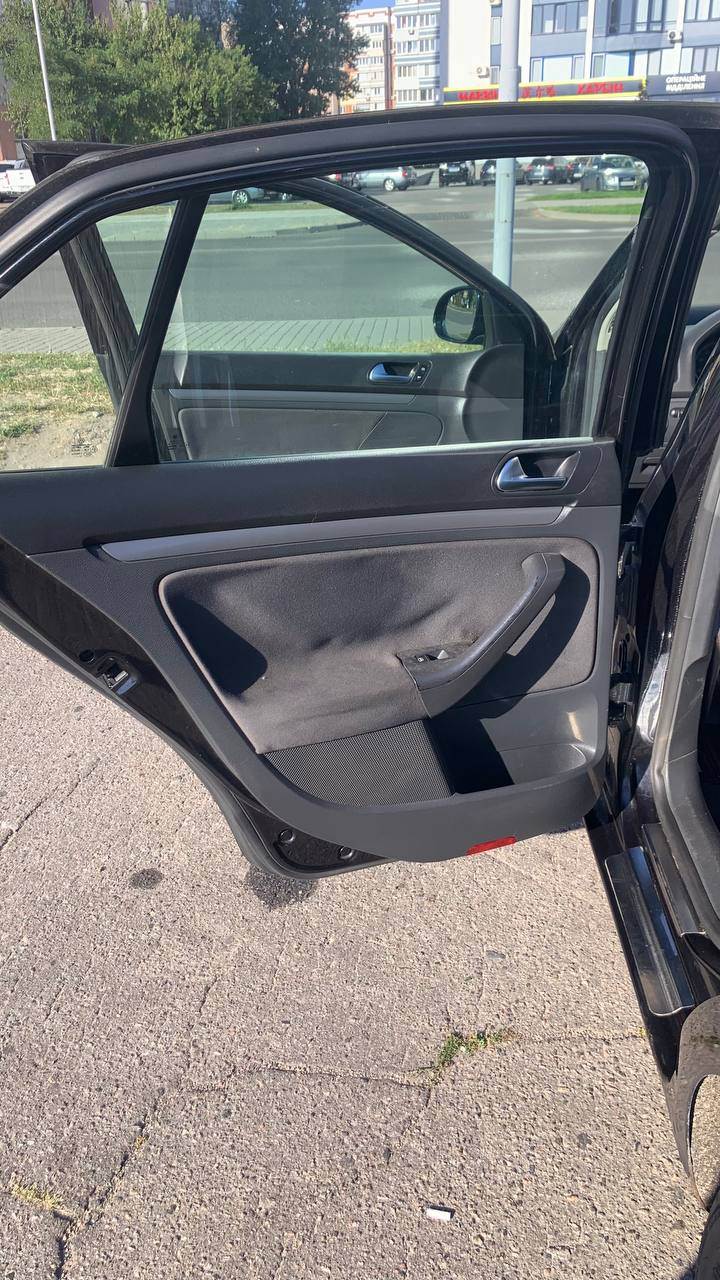 Volkswagen Jetta - фото 9