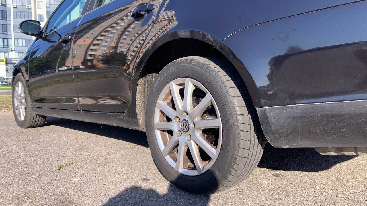 Volkswagen Jetta - фото 11