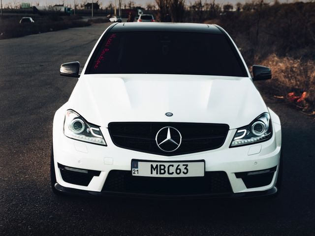 Mercedes-Benz C-Класс AMG - зображення 4