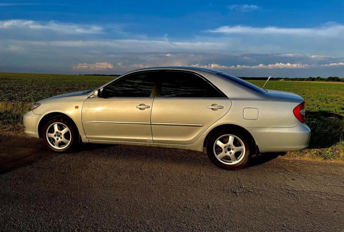 Toyota Camry - зображення 2