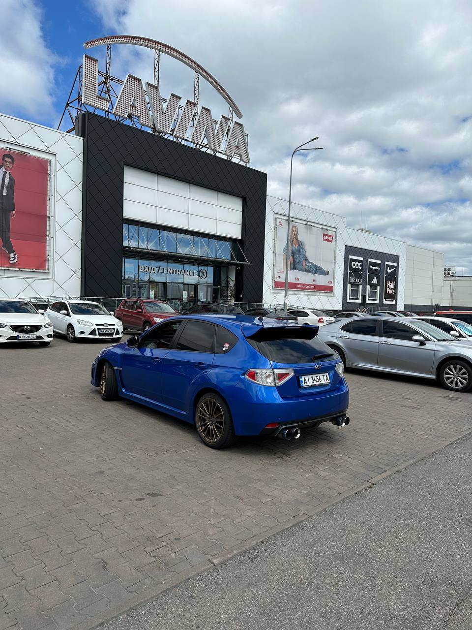 Subaru Impreza WRX - фото 8