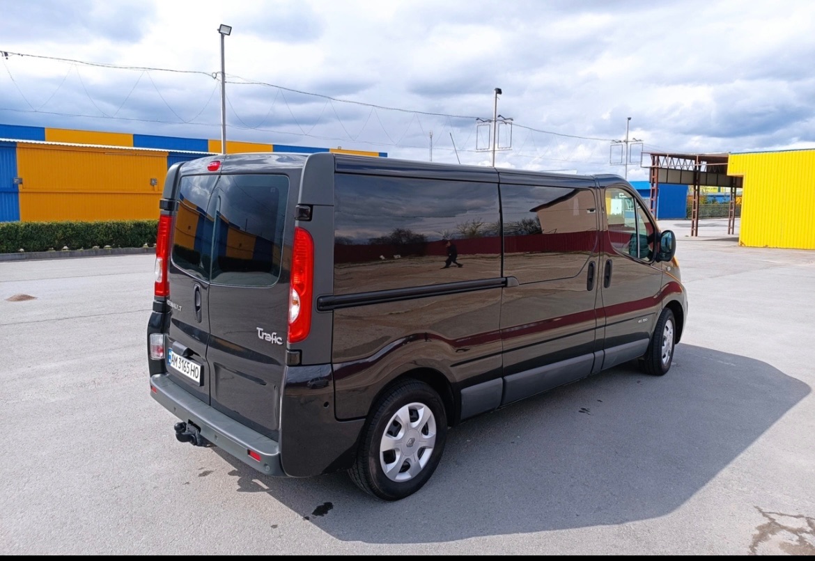 Renault Trafic - фото 5