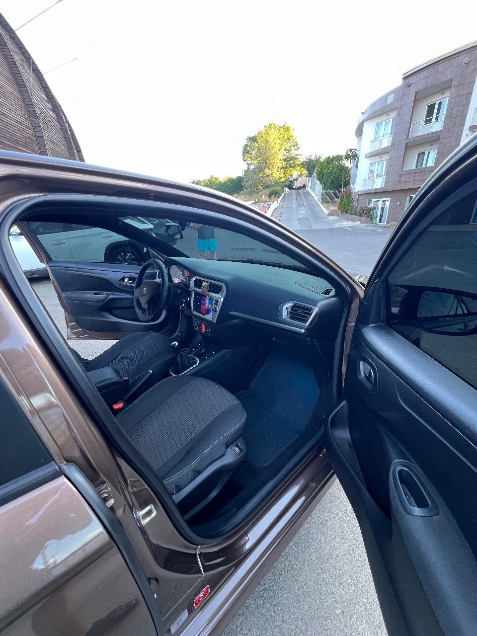 Peugeot 301 - фото 13