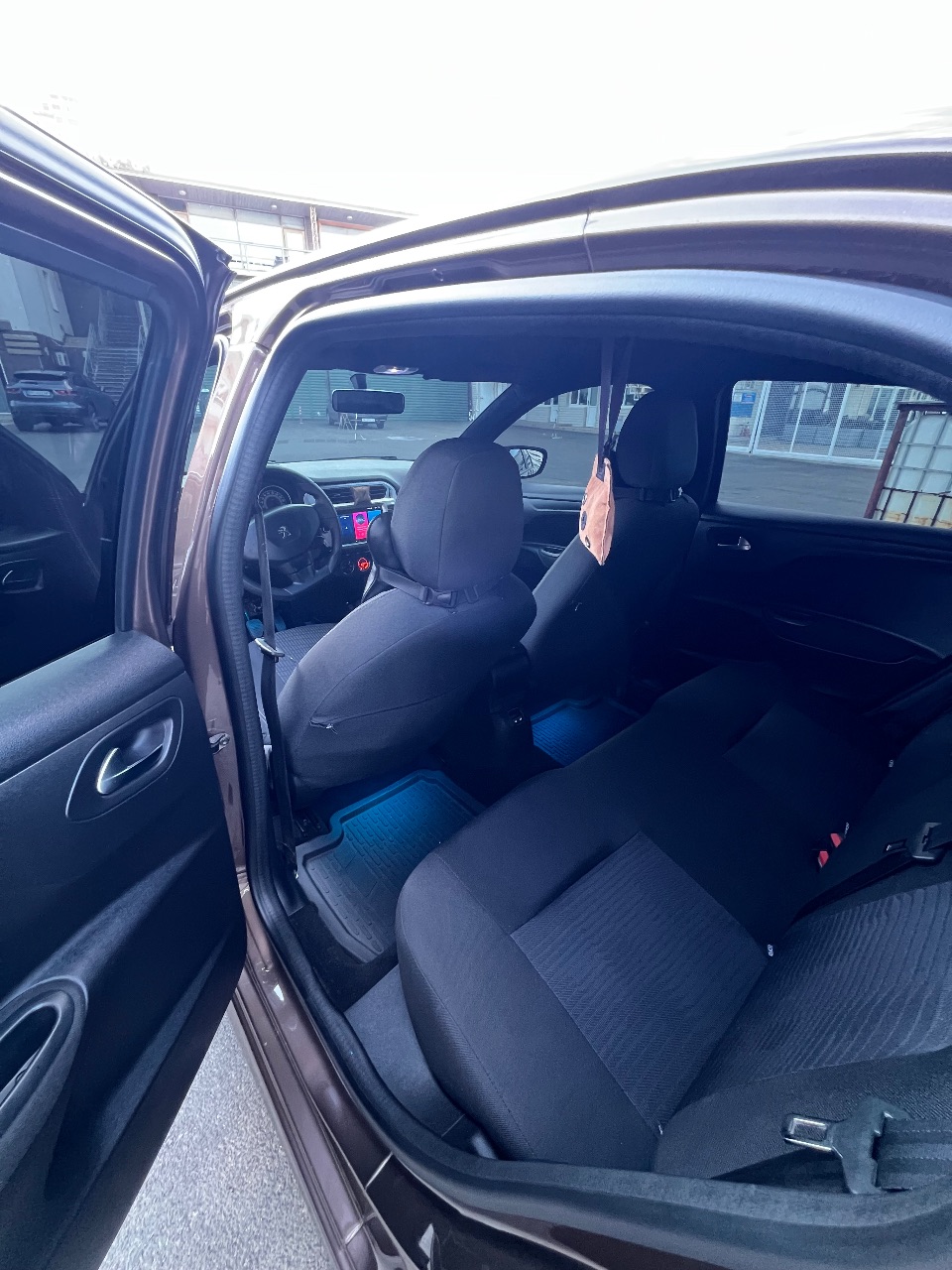 Peugeot 301 - фото 16