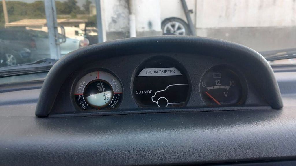 Mitsubishi L200 - фото 10